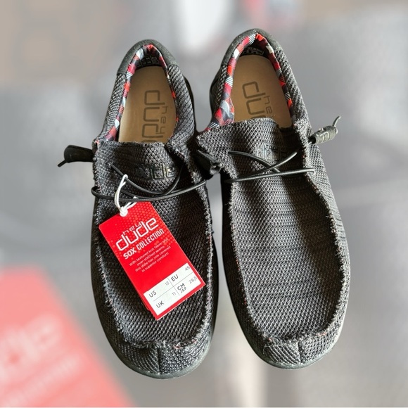 Hey Dude Wally Sox Jet Black Black Loafers Slip-Ons Casual Comfort NWT - Picture 9 of 16